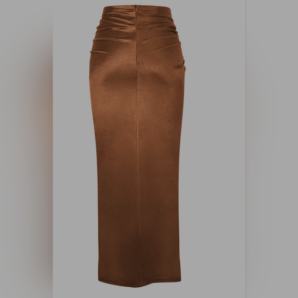 Micas Elegant Brown Ruched Pencil Skirt - Picture 2 of 4